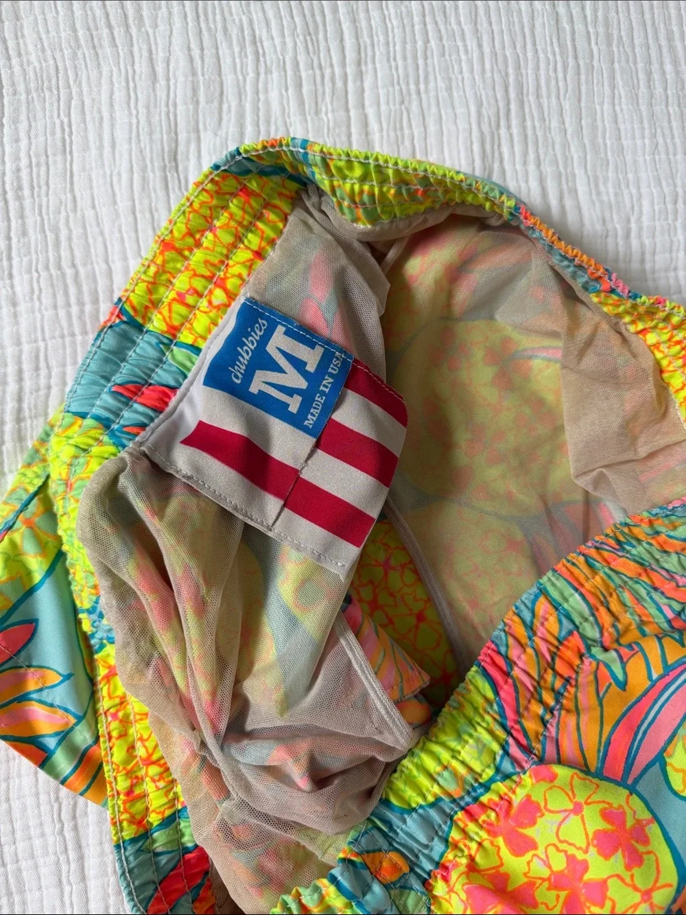 Chubbies The Hooligans Neon Pineapple Mesh Lined Swim Trunks Shorts Medium Y2K